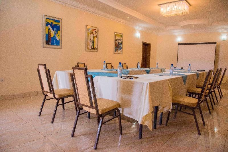 Amaris Hotel Кігалі Екстер'єр фото