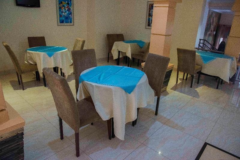 Amaris Hotel Кігалі Екстер'єр фото